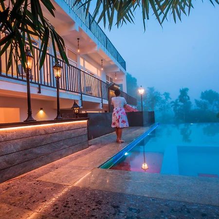 Valentine Holidays Sultan Bathery Bagian luar foto