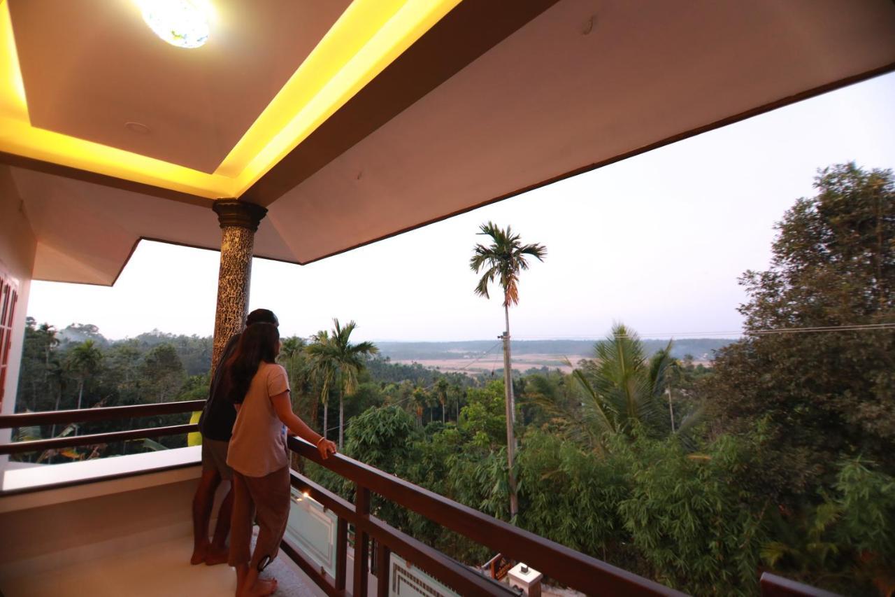 Valentine Holidays Sultan Bathery Bagian luar foto