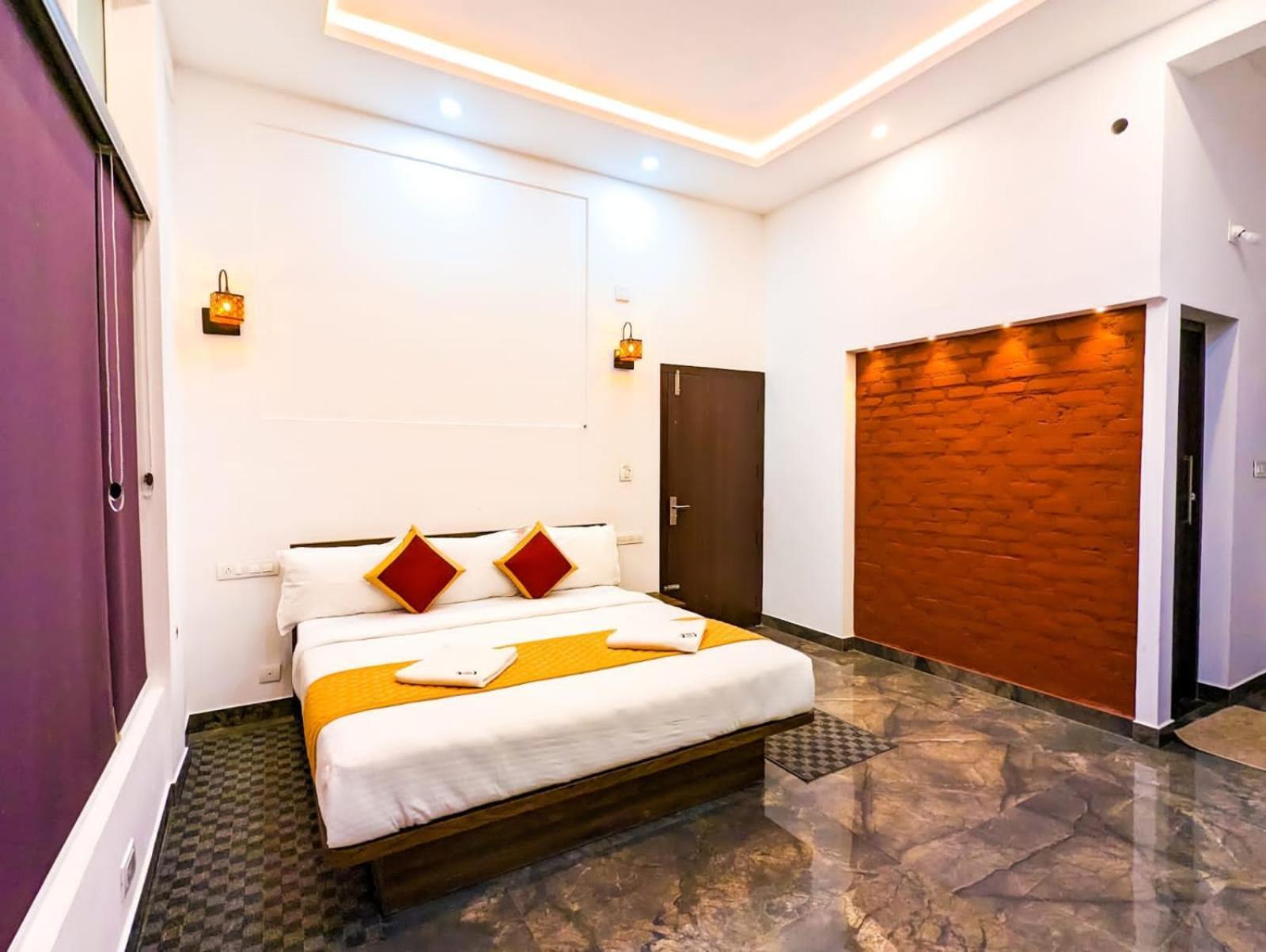 Valentine Holidays Sultan Bathery Bagian luar foto